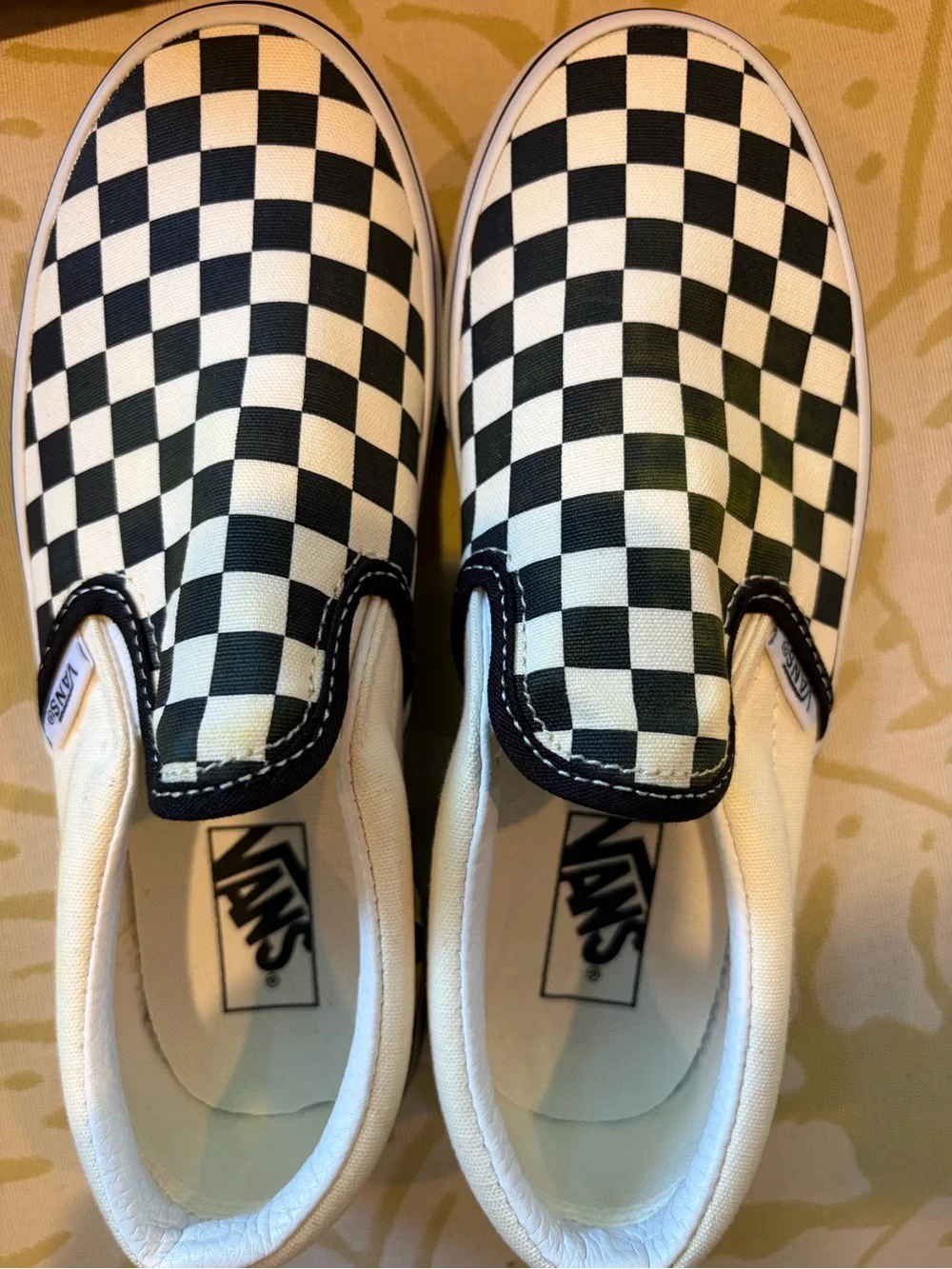 Vans Kids Checkerboard Slip-On Sneakers - Black and White Size 2 NEW